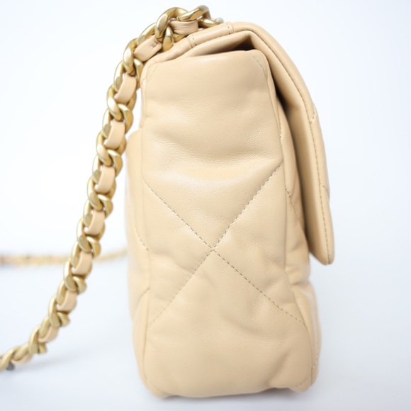 Chanel 19 Large, Beige Lambskin With Gold Hardware - Picture 13 of 17